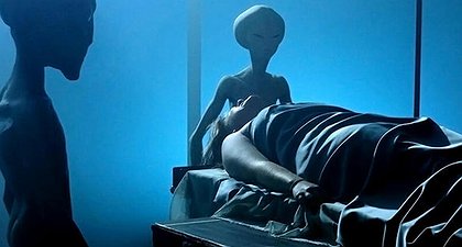 People are reporting space alien abductions to Trump's new anti-immigration hotline